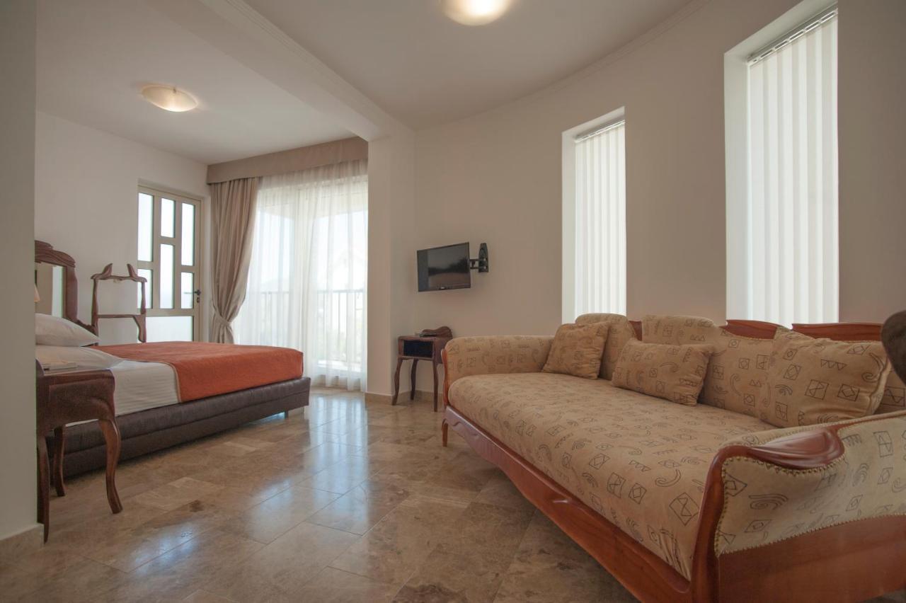 Guest House Przno Bay Свети-Стефан Экстерьер фото